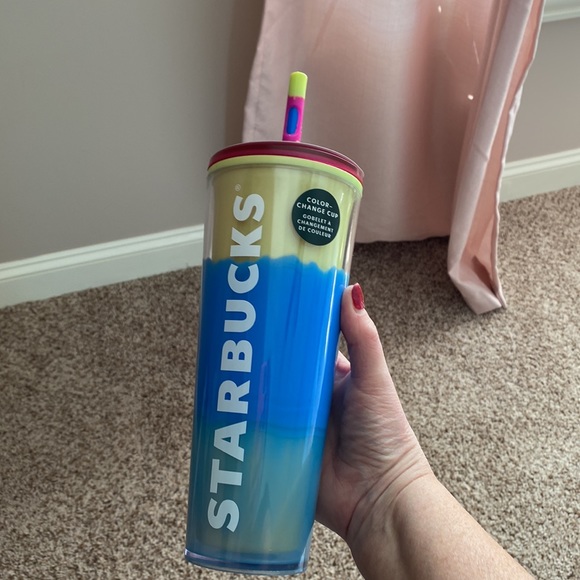 Starbucks Other - NWT Starbucks Venti Color Changing Cup